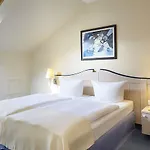 Hotell Dorint Seehotel Binz-therme 4*