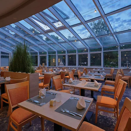 酒店 Dorint Seehotel Binz-therme 4*